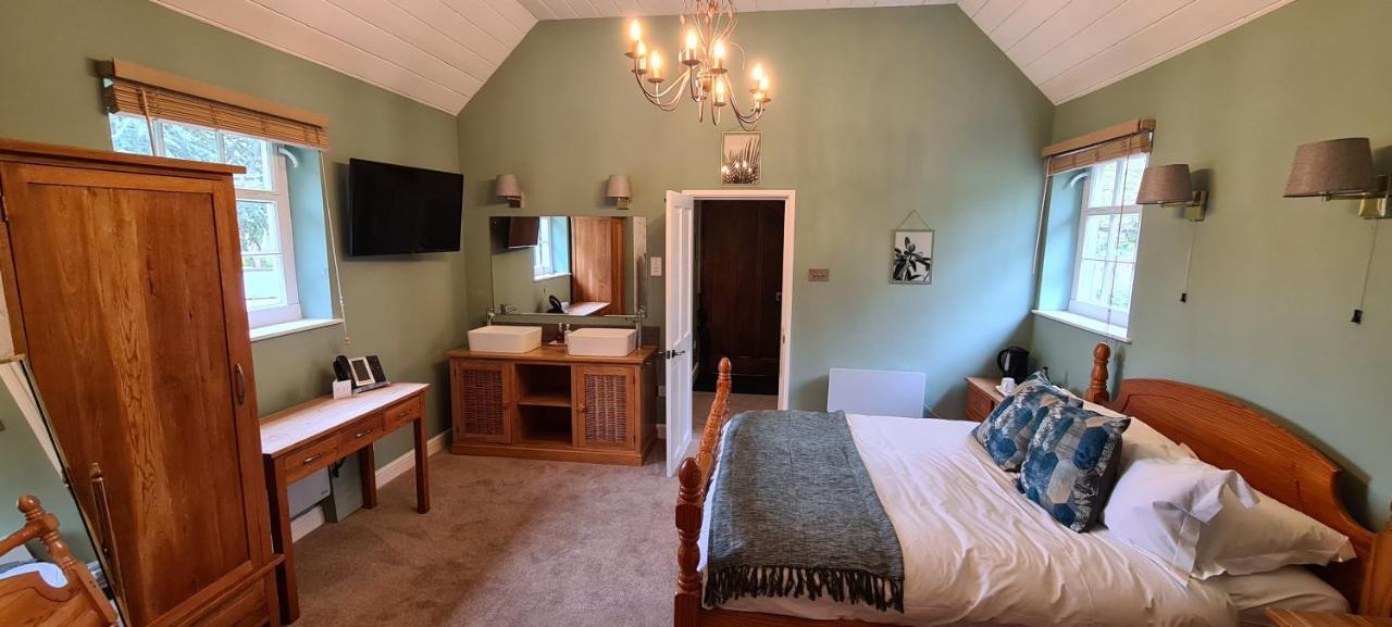 Prested Hall Braintree Buitenkant foto