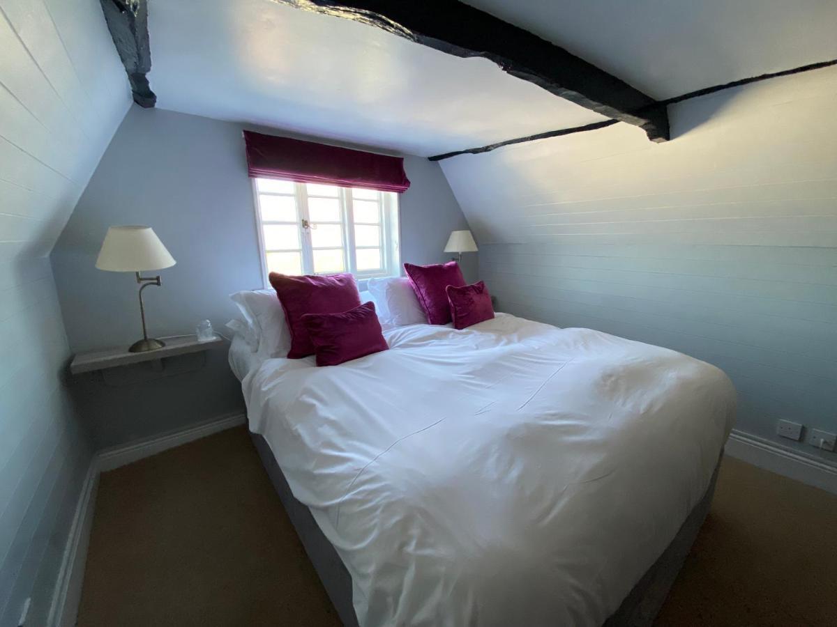 Prested Hall Braintree Buitenkant foto